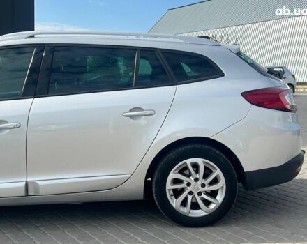 Сірий Рено Меган, об'ємом двигуна 1.5 л та пробігом 240 тис. км за 8490 $, фото 4 на Automoto.ua