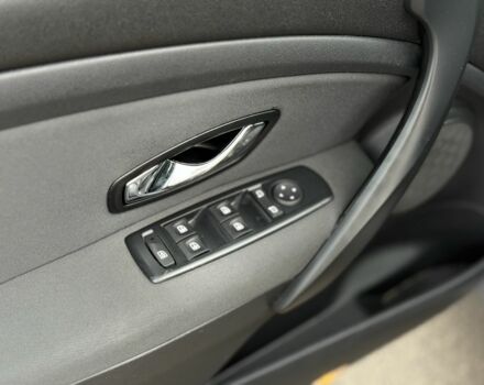 Серый Рено Меган, объемом двигателя 1.5 л и пробегом 193 тыс. км за 7900 $, фото 10 на Automoto.ua