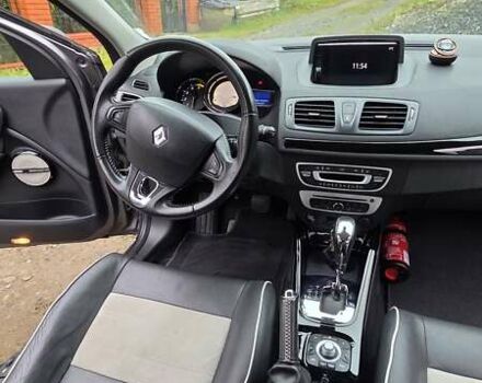 Сірий Рено Меган, об'ємом двигуна 1.46 л та пробігом 221 тис. км за 9000 $, фото 34 на Automoto.ua