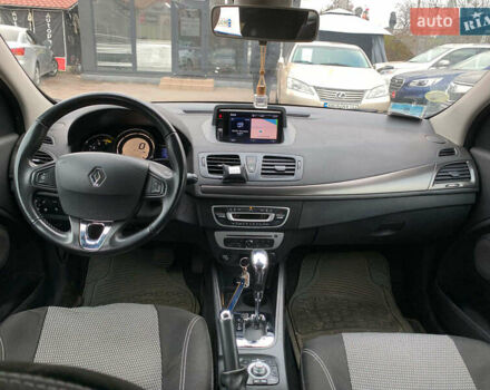 Сірий Рено Меган, об'ємом двигуна 1.5 л та пробігом 252 тис. км за 8790 $, фото 27 на Automoto.ua