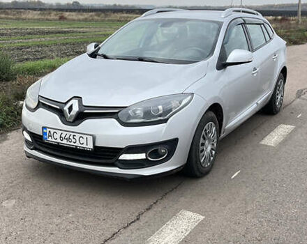 Рено Меган 2014 в Ахтырке на Automoto.ua Серый Рено Меган, объемом двигателя 1.46 л и пробегом 298 тыс. км за 8200 $, фото 1 на Automoto.ua