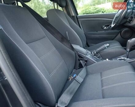 Серый Рено Меган, объемом двигателя 1.46 л и пробегом 243 тыс. км за 9000 $, фото 13 на Automoto.ua