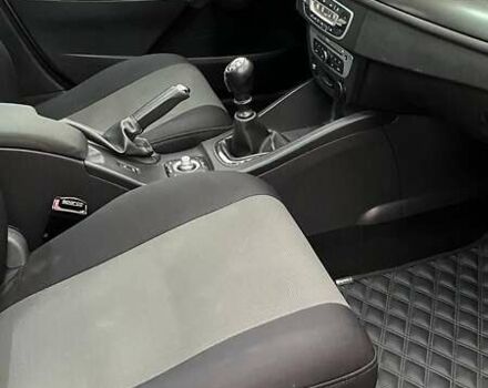 Серый Рено Меган, объемом двигателя 1.46 л и пробегом 298 тыс. км за 8800 $, фото 14 на Automoto.ua