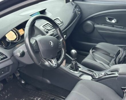 Серый Рено Меган, объемом двигателя 1.5 л и пробегом 260 тыс. км за 7700 $, фото 4 на Automoto.ua