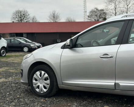 Серый Рено Меган, объемом двигателя 1.5 л и пробегом 265 тыс. км за 9200 $, фото 4 на Automoto.ua