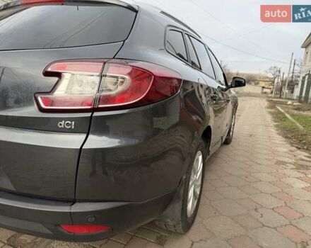 Сірий Рено Меган, об'ємом двигуна 1.46 л та пробігом 155 тис. км за 10800 $, фото 1 на Automoto.ua