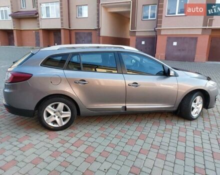 Серый Рено Меган, объемом двигателя 1.46 л и пробегом 265 тыс. км за 7250 $, фото 3 на Automoto.ua