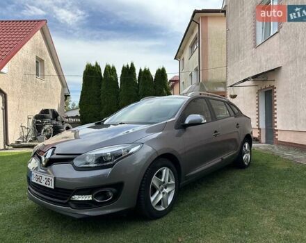 Серый Рено Меган, объемом двигателя 0 л и пробегом 146 тыс. км за 9450 $, фото 2 на Automoto.ua