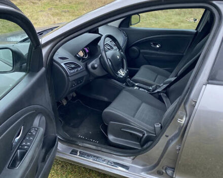 Сірий Рено Меган, об'ємом двигуна 1.5 л та пробігом 208 тис. км за 9800 $, фото 11 на Automoto.ua