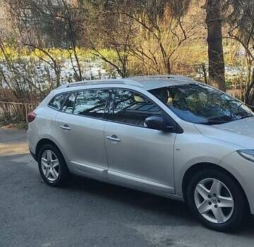 Рено Меган 2014 в Черновцах на Automoto.ua Серый Рено Меган, объемом двигателя 1.5 л и пробегом 229 тыс. км за 8400 $, фото 17 на Automoto.ua