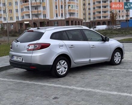 Серый Рено Меган, объемом двигателя 1.5 л и пробегом 328 тыс. км за 7300 $, фото 12 на Automoto.ua