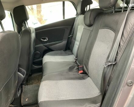 Сірий Рено Меган, об'ємом двигуна 1.5 л та пробігом 252 тис. км за 8790 $, фото 25 на Automoto.ua