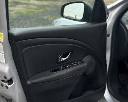 Серый Рено Меган, объемом двигателя 1.5 л и пробегом 265 тыс. км за 9200 $, фото 17 на Automoto.ua