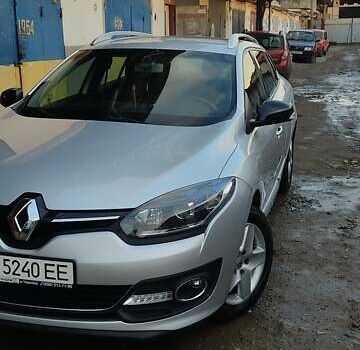 Рено Меган 2014 в Черновцах на Automoto.ua Серый Рено Меган, объемом двигателя 1.5 л и пробегом 229 тыс. км за 8400 $, фото 1 на Automoto.ua