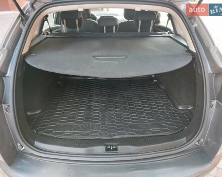 Серый Рено Меган, объемом двигателя 1.46 л и пробегом 265 тыс. км за 7250 $, фото 23 на Automoto.ua