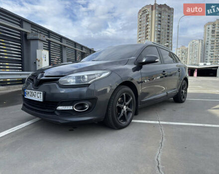 Рено Меган 2014 в Киеве на Automoto.ua Серый Рено Меган, объемом двигателя 1.46 л и пробегом 340 тыс. км за 8000 $, фото 16 на Automoto.ua