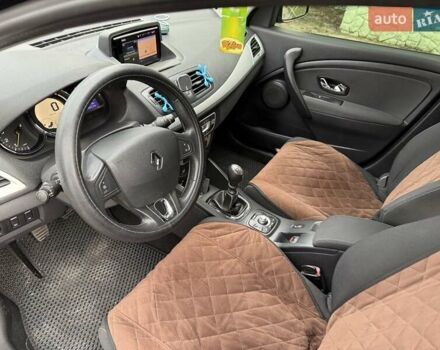 Сірий Рено Меган, об'ємом двигуна 1.46 л та пробігом 155 тис. км за 10800 $, фото 10 на Automoto.ua