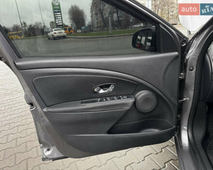 Серый Рено Меган, объемом двигателя 1.5 л и пробегом 320 тыс. км за 7600 $, фото 24 на Automoto.ua