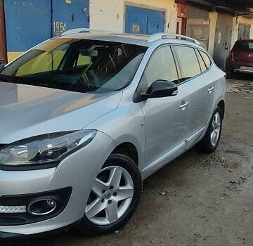 Рено Меган 2014 в Черновцах на Automoto.ua Серый Рено Меган, объемом двигателя 1.5 л и пробегом 229 тыс. км за 8400 $, фото 5 на Automoto.ua