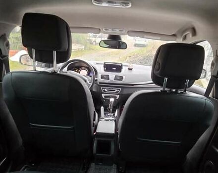 Сірий Рено Меган, об'ємом двигуна 1.46 л та пробігом 221 тис. км за 9000 $, фото 32 на Automoto.ua