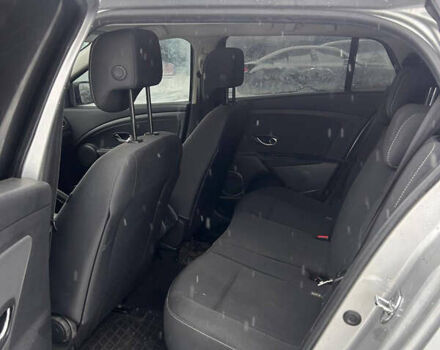 Сірий Рено Меган, об'ємом двигуна 1.5 л та пробігом 274 тис. км за 7500 $, фото 11 на Automoto.ua