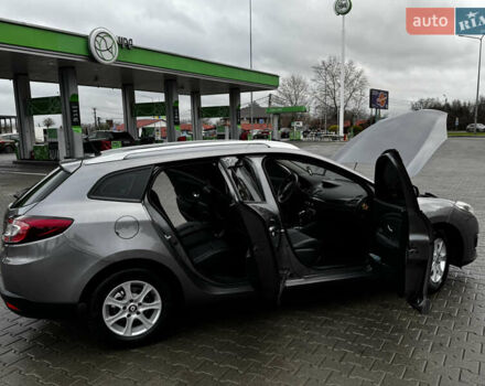 Серый Рено Меган, объемом двигателя 1.5 л и пробегом 320 тыс. км за 7600 $, фото 18 на Automoto.ua