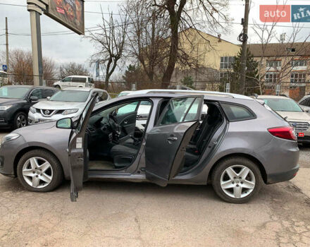 Сірий Рено Меган, об'ємом двигуна 1.5 л та пробігом 252 тис. км за 8790 $, фото 15 на Automoto.ua