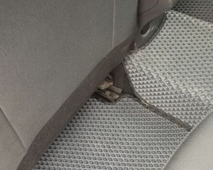 Серый Рено Меган, объемом двигателя 0 л и пробегом 181 тыс. км за 9800 $, фото 2 на Automoto.ua