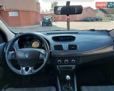 Серый Рено Меган, объемом двигателя 1.46 л и пробегом 265 тыс. км за 7250 $, фото 21 на Automoto.ua