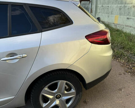 Сірий Рено Меган, об'ємом двигуна 1.5 л та пробігом 260 тис. км за 8150 $, фото 9 на Automoto.ua