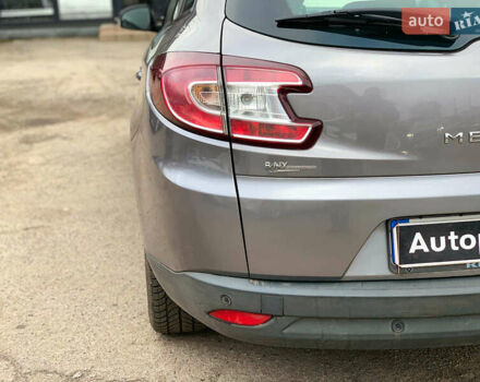 Сірий Рено Меган, об'ємом двигуна 1.5 л та пробігом 252 тис. км за 8790 $, фото 12 на Automoto.ua