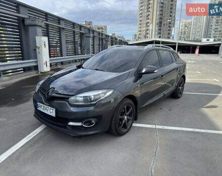 Рено Меган 2014 в Киеве на Automoto.ua Серый Рено Меган, объемом двигателя 1.46 л и пробегом 340 тыс. км за 8000 $, фото 15 на Automoto.ua