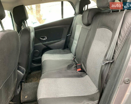 Сірий Рено Меган, об'ємом двигуна 1.5 л та пробігом 252 тис. км за 8790 $, фото 25 на Automoto.ua