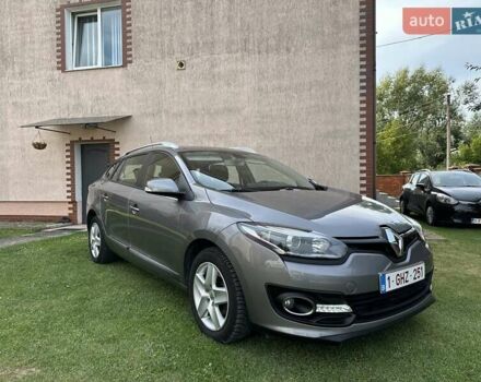 Серый Рено Меган, объемом двигателя 0 л и пробегом 146 тыс. км за 9450 $, фото 5 на Automoto.ua