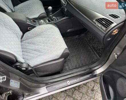 Серый Рено Меган, объемом двигателя 1.5 л и пробегом 310 тыс. км за 8700 $, фото 25 на Automoto.ua