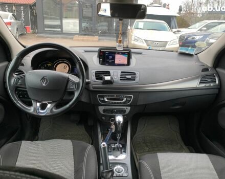 Сірий Рено Меган, об'ємом двигуна 1.5 л та пробігом 252 тис. км за 8790 $, фото 27 на Automoto.ua