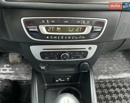 Серый Рено Меган, объемом двигателя 1.5 л и пробегом 310 тыс. км за 8700 $, фото 6 на Automoto.ua