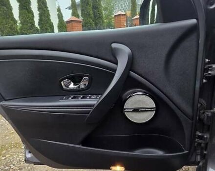 Сірий Рено Меган, об'ємом двигуна 1.46 л та пробігом 221 тис. км за 9000 $, фото 46 на Automoto.ua