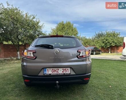 Серый Рено Меган, объемом двигателя 0 л и пробегом 146 тыс. км за 9450 $, фото 12 на Automoto.ua