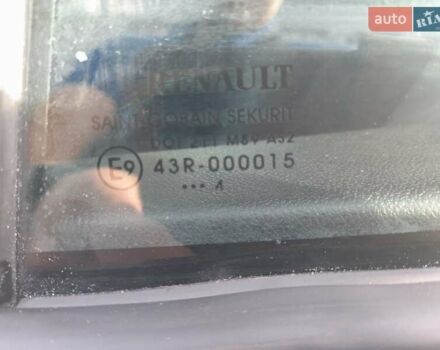 Серый Рено Меган, объемом двигателя 1.49 л и пробегом 223 тыс. км за 8600 $, фото 33 на Automoto.ua
