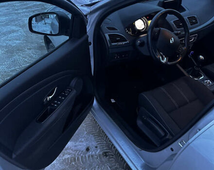 Серый Рено Меган, объемом двигателя 1.2 л и пробегом 106 тыс. км за 7200 $, фото 8 на Automoto.ua