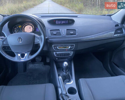 Серый Рено Меган, объемом двигателя 1.5 л и пробегом 232 тыс. км за 8400 $, фото 8 на Automoto.ua
