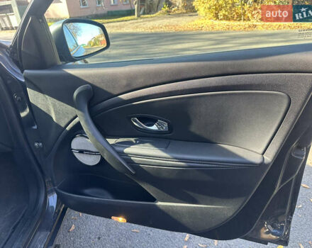 Сірий Рено Меган, об'ємом двигуна 1.6 л та пробігом 275 тис. км за 8000 $, фото 10 на Automoto.ua