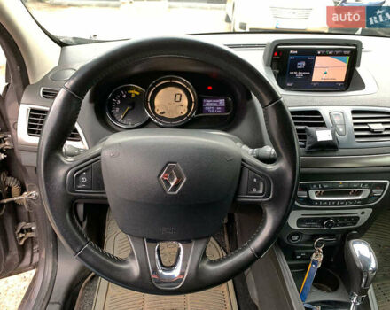 Сірий Рено Меган, об'ємом двигуна 1.5 л та пробігом 252 тис. км за 8790 $, фото 30 на Automoto.ua