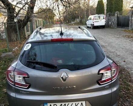 Серый Рено Меган, объемом двигателя 1.46 л и пробегом 252 тыс. км за 8999 $, фото 5 на Automoto.ua