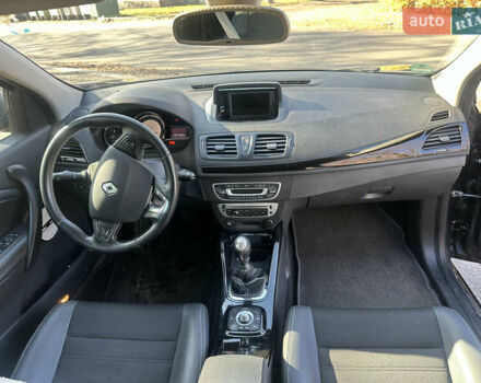 Сірий Рено Меган, об'ємом двигуна 1.6 л та пробігом 275 тис. км за 8000 $, фото 14 на Automoto.ua