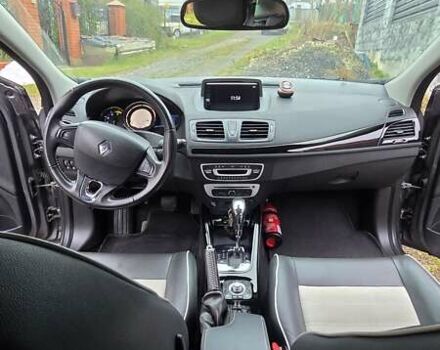 Сірий Рено Меган, об'ємом двигуна 1.46 л та пробігом 221 тис. км за 9000 $, фото 35 на Automoto.ua