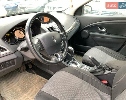 Сірий Рено Меган, об'ємом двигуна 1.5 л та пробігом 252 тис. км за 8790 $, фото 28 на Automoto.ua