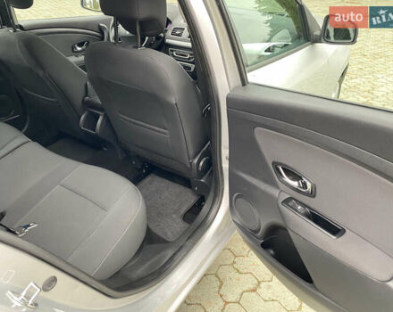 Сірий Рено Меган, об'ємом двигуна 0 л та пробігом 258 тис. км за 8250 $, фото 12 на Automoto.ua