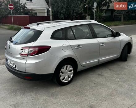 Серый Рено Меган, объемом двигателя 1.5 л и пробегом 311 тыс. км за 7500 $, фото 4 на Automoto.ua